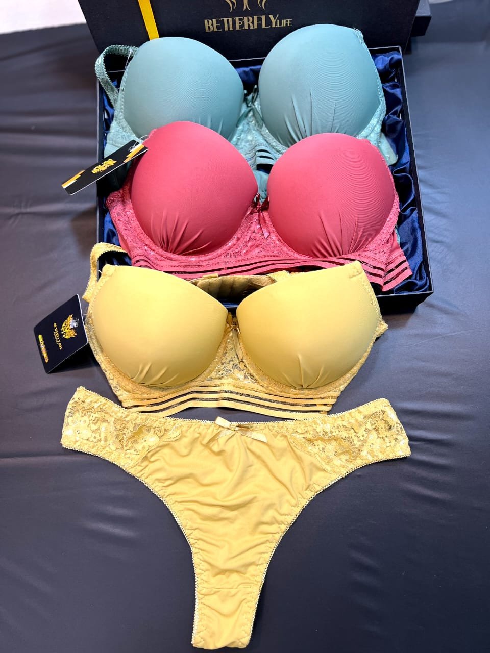 SOFT PADDED WIRED FANCY BRA WITH MATCHING PANTY WITH LUXURIOUS BOX TO GIFT
